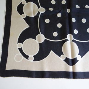 Lovely Vintage Elen Paris Navy and Taupe Geometric Pattern Scarf 29 by 30.75 image 3