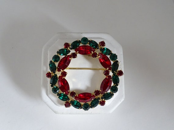 Eisenberg Ice Red and Green Faceted Rhinestone Ch… - image 5