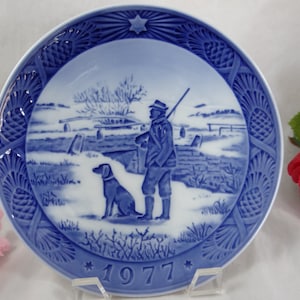 Vintage 1977 Royal Copenhagen Collectible Christmas Plate - Immervad Bridge