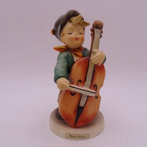 Vintage Goebel MJ Hummel "Sweet Music" Boy Figurine #186 TMK-3