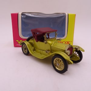 MIB 1960s Vintage Lesney Matchbox Y-6 Models of Yesteryear 1913 Cadillac Die Cast Car in Original Box -B3