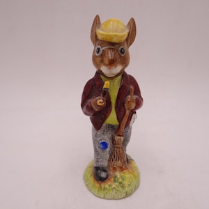 Vintage English Bone China Royal Doulton Mr. Bunnykins Figurine &quot;Autumn Days&quot; DB5 - Retired