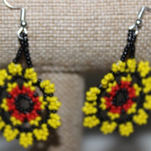 Huichol Beaded Earrings GGG image 1