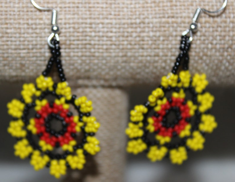 Huichol Beaded Earrings GGG image 1