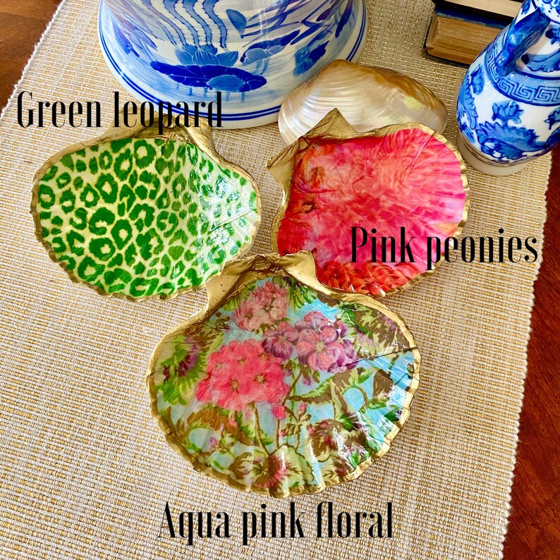 Black swirl pattern ***MORE PATTERNS AVAILABLE Ring Dish Scallop Shell Decorative Dish
