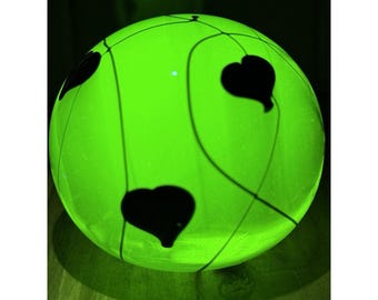 Gibson Paperweight "Hearts and Vines"  Vaseline Glass 2000 GLOWS URANIUM