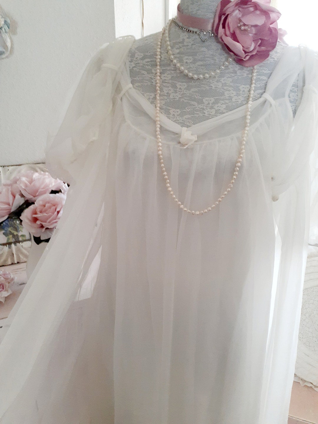 Beautiful Silky White Chiffon Peignoir Set Gown and Robe Medium - Etsy