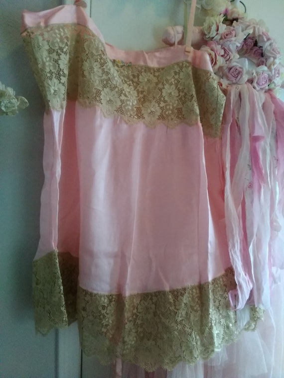 Antique 1920s Pink Silk and Lace Chemise Ribbon W… - image 4