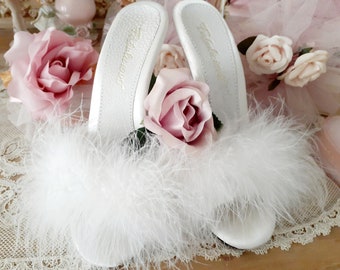 Beautiful Vintage Fabulicious White Maribou High Heel Boudior Slippers Size 7