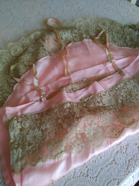 Antique 1920s Pink Silk and Lace Chemise Ribbon W… - image 6