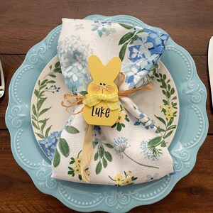 Easter Decor, Personalized Easter Bunnies, Easter Peeps, Easter place cards, Easter Bunny Decor, Now in 2 sizes Bild 10