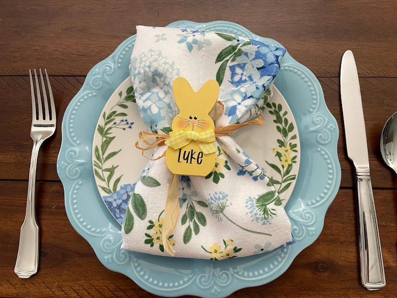 Easter Decor, Personalized Easter Bunnies, Easter Peeps, Easter place cards, Easter Bunny Decor, Now in 2 sizes Bild 10