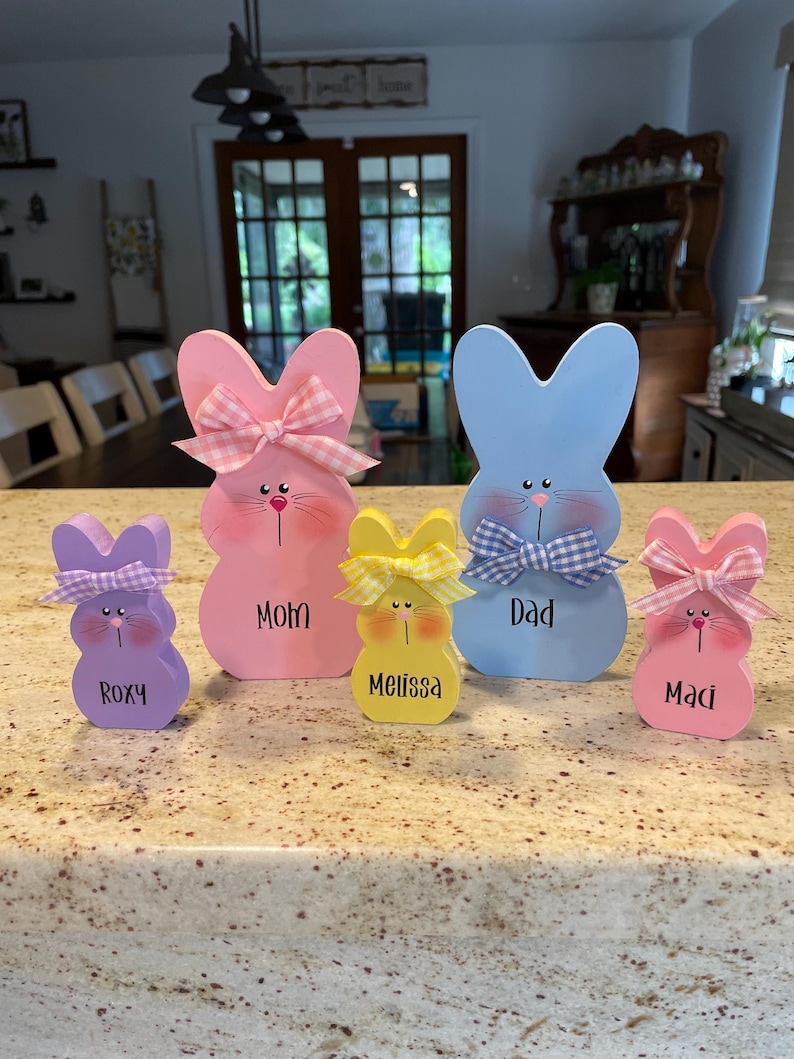 Easter Decor, Personalized Easter Bunnies, Easter Peeps, Easter place cards, Easter Bunny Decor, Now in 2 sizes Bild 1