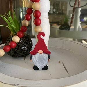 NEW LOWER PRICE !!!!  Christmas Gnome Beaded Garland, Beaded Garland, Christmas Garland
