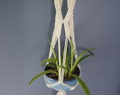 Macrame Plant Hanger, Indoor Plant Hanger, Hanging Planter, Macrame Plant Holder, Fiber Arts, Home Decor, Boho Decor, Bohemian, Handmade