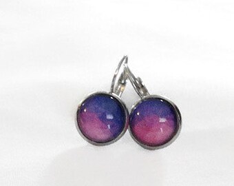 Gradient purple and pink cabochon earrings 12 mm, rug, abstract pattern, spring, stainless steel, colorful, etsyquebec