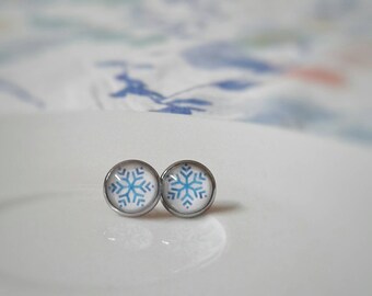 Snowflake, winter, christmas print, etsyquebec, made with quebec, stainless steel earrings, original, white blue,