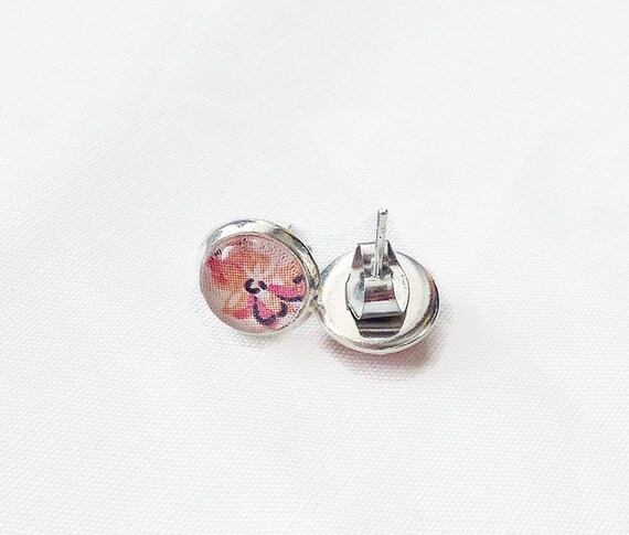 Petite Fleur Rose Boucles Doreilles Image Dessin 8 Mm Sur Tige Mini Studs Fait Au Québec Délicat Et Féminin Acier Inoxydable Floral