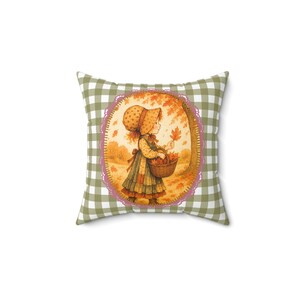 Autumn Farmhouse Throw Pillow | Cozy Home Decor, Seasonal Accent Pillow, Pillow for Living Room, Gift for Fall Season, Rustic Decor