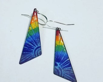 Rainbow colored enameled copper triangle earrings, geometric earrings, sun earrings, colorful earrings, boho, hippie, copper earrings, LGBTQ