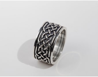 Oxidized Sterling Silver Celtic Knot Ring: Braided Wire Band