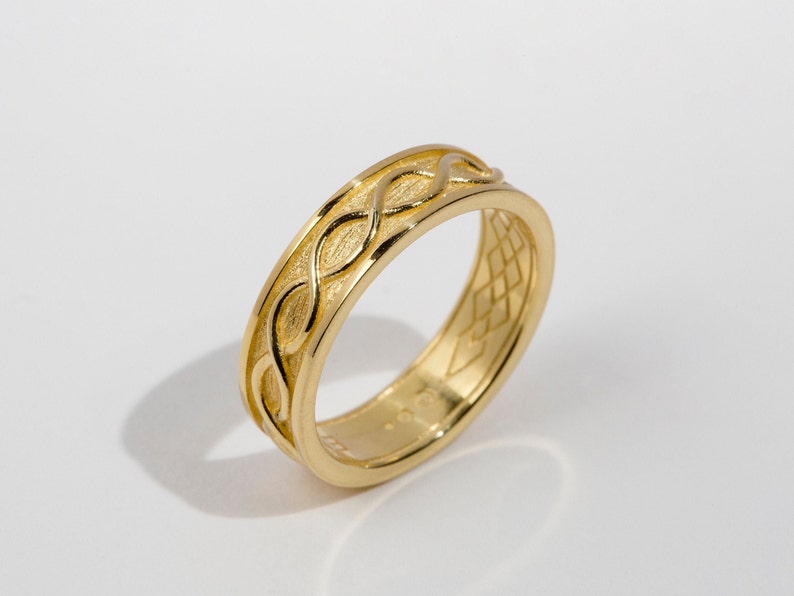 Gold celtic knot ring, braided wire ring, solid gold irish ring image 3