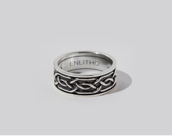 Oxidized Sterling Silver Celtic Knot Ring: Irish Wedding Band