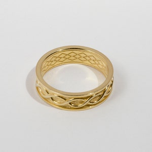 Gold celtic knot ring, braided wire ring, solid gold irish ring image 6