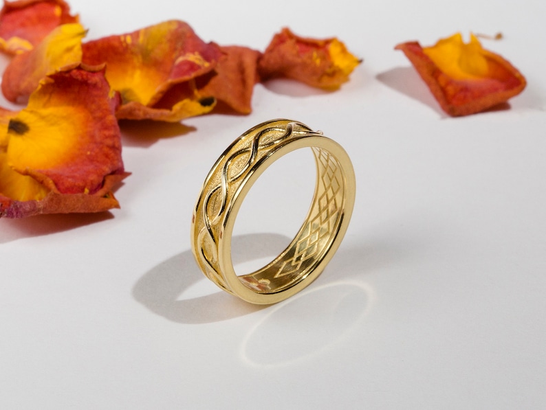 Gold celtic knot ring, braided wire ring, solid gold irish ring image 1