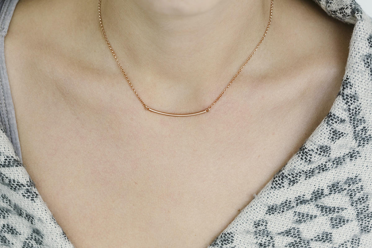 Rose gold curved bar necklace discount