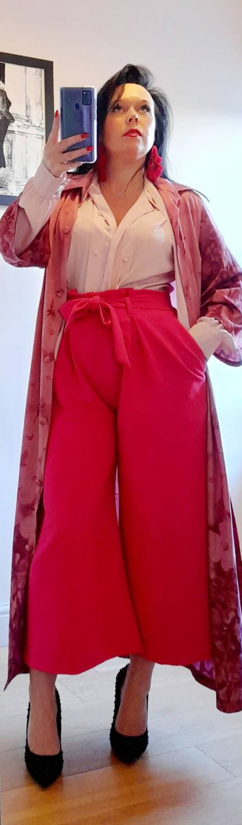 Beautiful 1970s vintage retro vintage lounge gown in shades of pink and floral print sz Medium