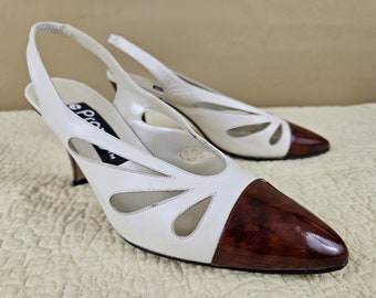 Vintage Proxy White Leather Tiger Eye Leather Sling Back Cutout Pumps 7.5 M circa 1990's