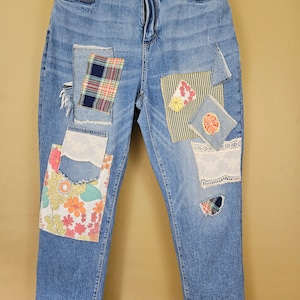 OOAK Frayed Patched Loft Cropped Jeans Women&#39;s High Waist size 8/29 Cell phone Pocket Floral Plaid Strips