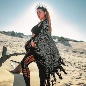 黒と白のプリントカーディガン、ボヘミアンカーディガン、フリンジ付きロングカーディガン、ゆったりとしたマキシカーディガン、オープンロングカーディガン、サマーカーディガン
