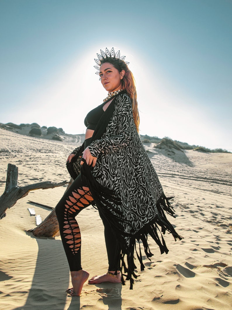 Black White Cardigan,
Printed Cardigan,
Zebra Print Cardigan,
Animal Cardigan,
Boho Cardigan,
Fringe Cardigan,
Long Fringe Cardigan,
Cardigan Sweater,
Cardigan With Fringe,
Flowing Cardigan,
Open Long Cardigan,
Summer Cardigan,
Maxi Cardigan,