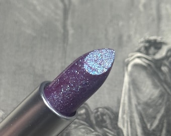 Fated Violet - Labial brillante color baya translúcido