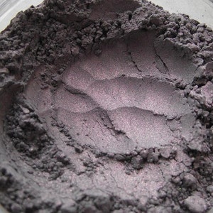 Working Girl Purple Taupe Iridescent Eyeshadow