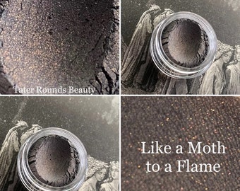 Like a Moth to a Flame - Shimmer Color Shift Eyeshadow Goth Gothic Lolita Witch Wiccan