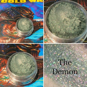 The Demon - Green Copper Shimmer Eyeshadow - Eyes Bold Looks Gothic Horror Aliens
