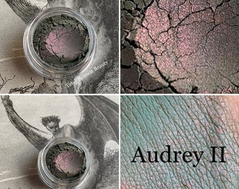 Audrey II  - Shimmer Chrome Eyeshadow - Eyes Bold Looks Gothic Horror