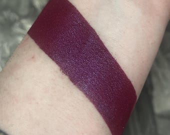 Boysenberry - Berry Red Shimmer Eyeshadow