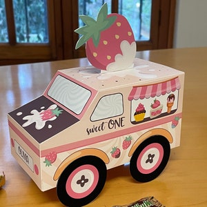 Camion de boîte de faveurs imprimable aux fraises, cadeaux de fête tutti frutti pour le premier anniversaire des baies, boîtes de fraises et de friandises à la crème modifiables Sweet one