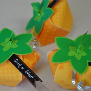 Halloween party pumpkin favor box / treat box PDF printable template for DIY decorations