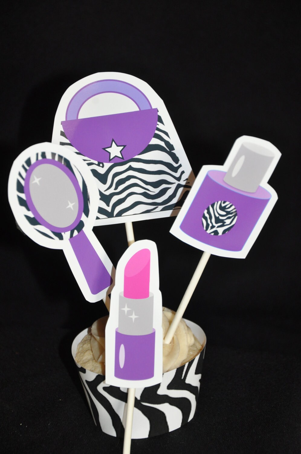 Adornos para cupcakes para fiesta de spa / Centro de mesa con estampado de  cebra rosa intenso / Accesorios para fotomatón de cumpleaños de diva - Etsy  México, image size:996x1500