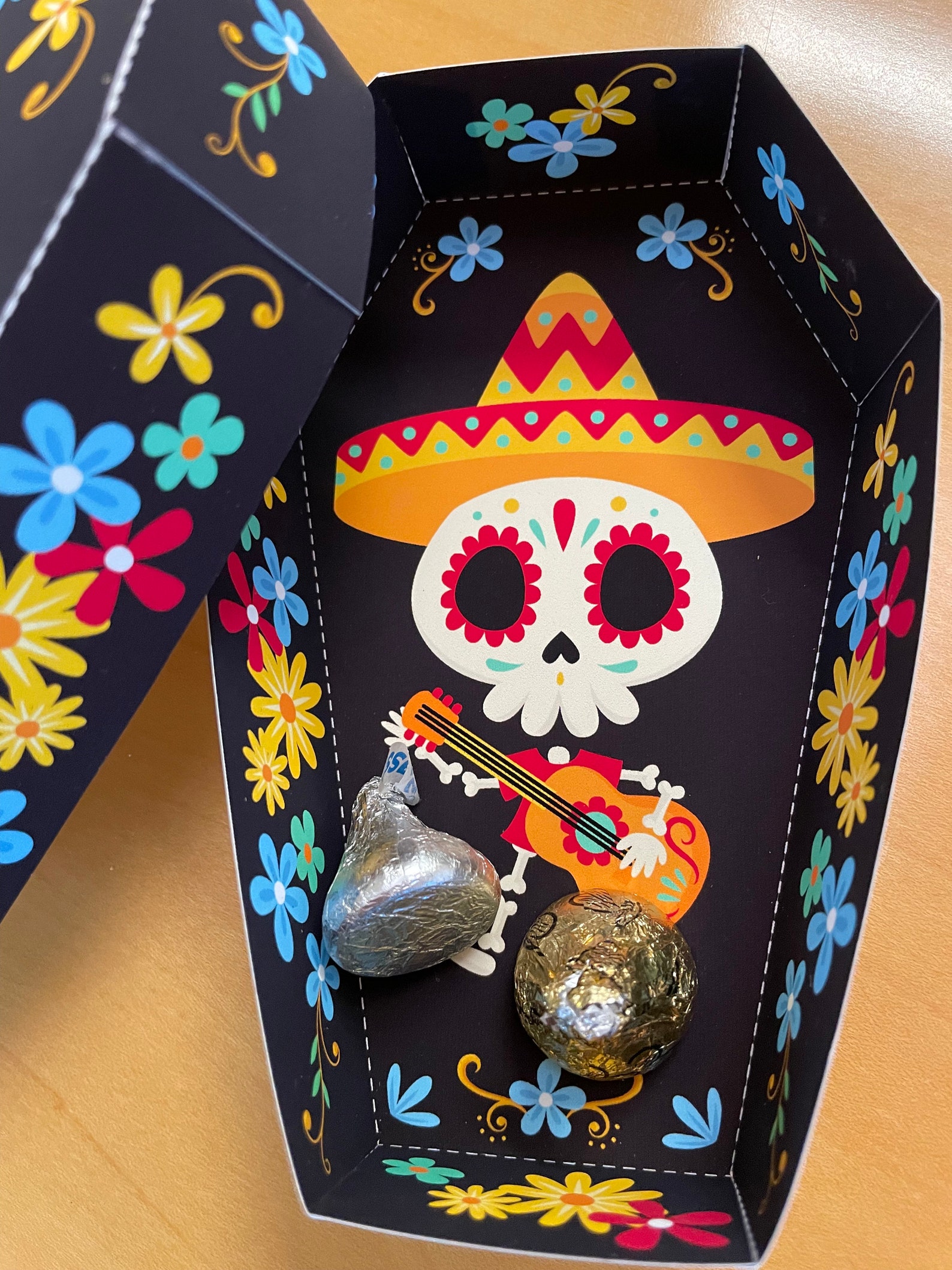 Day of the Dead Coffin Treat Box / Dia De Los Muertos Sugar - Etsy