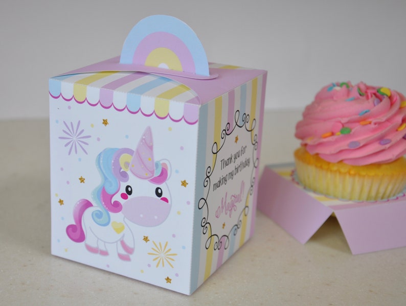 Unicorn party cupcake box / Rainbow unicorn treat boxes / Unicorn party favors / Unicorn favor box image 3