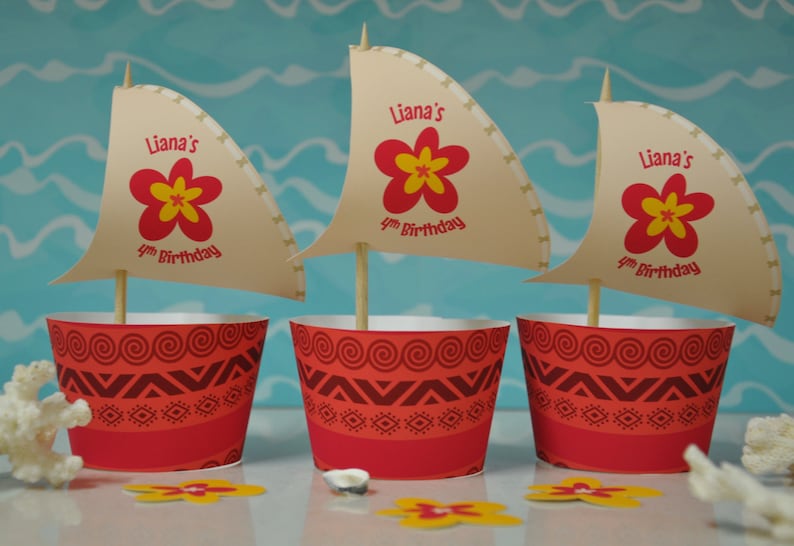 Moana cupcake wrappers and cupcake toppers Moana party favors Moana birthday party printables Moana decorations Hawaiian