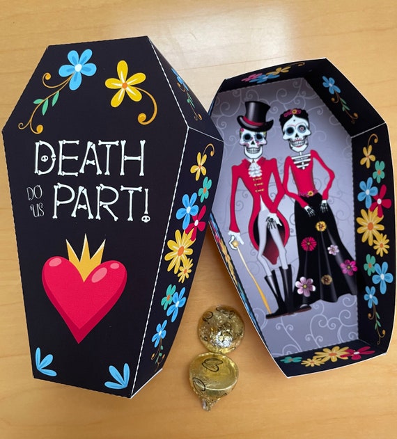 Sugar Swings! Serve Some: Coffin and Skeleton Mini Cakes