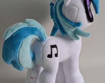 My Little Pony: Friendship is Magic DJ Pon3 Vinyl Scratch Custom