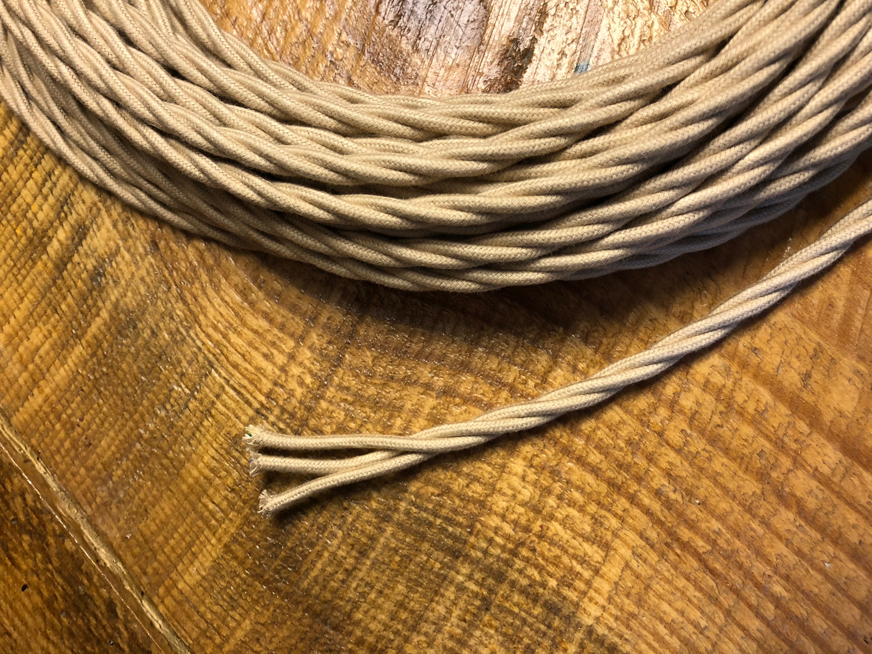 6 Feet: Tan Cloth Covered 3-wire Twisted Cord, Vintage Style